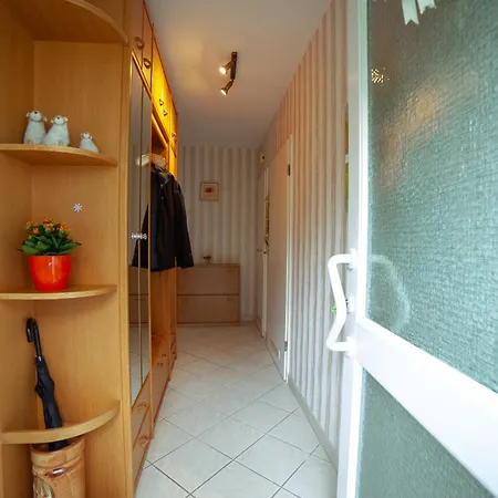 Joela Apartment *